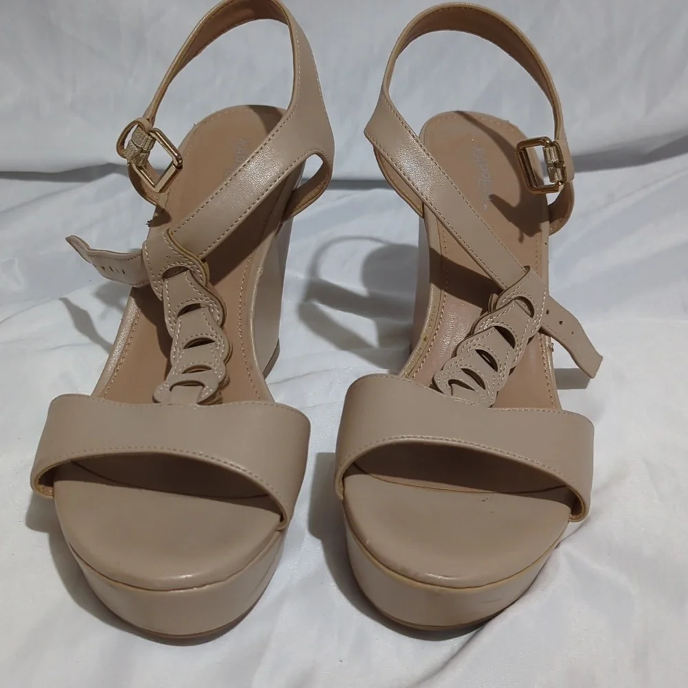 Wedges - Picture 2 of 3